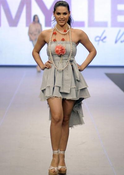 Marcas de jeans desfilam no Oscar Fashion Days