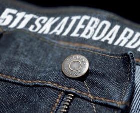 Parceria entre Nike e Levi´s lança jeans para skatistas