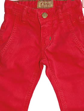 Jeans colorido reforça inverno da Toffee