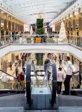 Vestuário tem 27% das lojas de shoppings