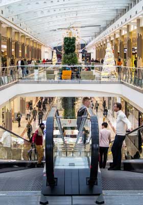 Vestuário tem 27% das lojas de shoppings