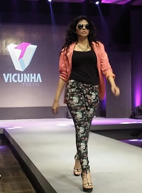 Vicunha estreita laços com Bangladesh