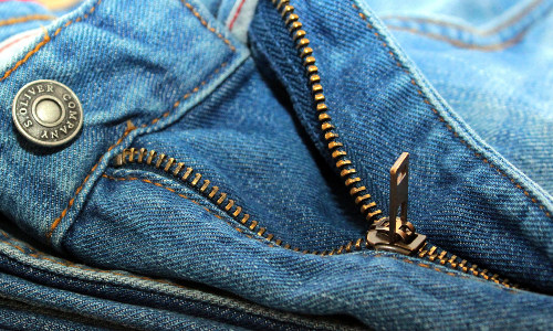 Redesign Jeans faz balanço de dois anos do projeto de moda circular