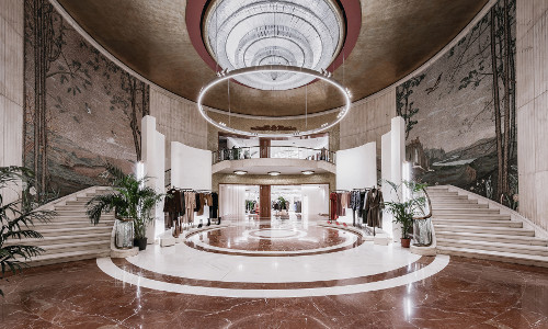 Zara cai no ranking das marcas mais valiosas da Interbrand